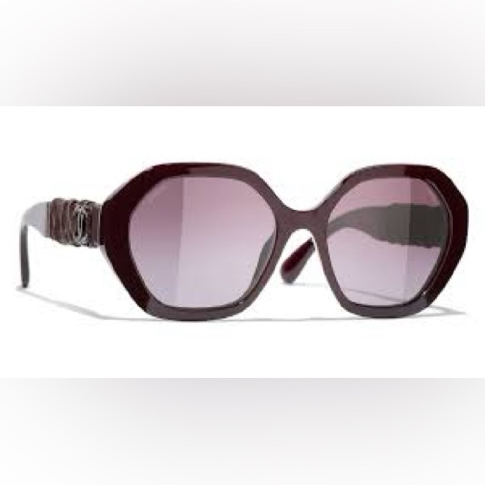 CHANEL lambskin Plum Sunglasses. Rare. Authentic - Picture 15 of 16